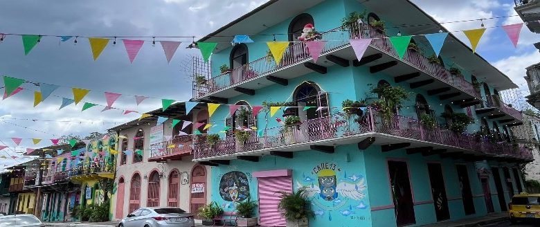 Casco Viejo – Santa Ana: Casita Completa RMH2-C2