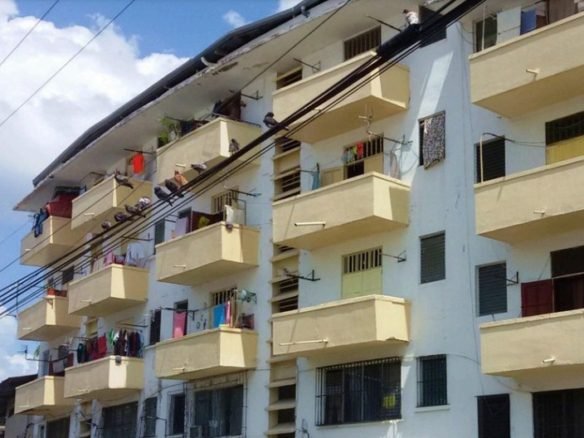Casco Viejo – Santa Ana: Alquilado, Edificio Completo RM3-C2