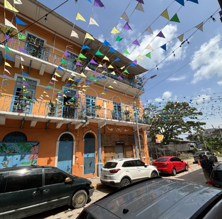 Casco Viejo – Santa Ana: Casa Completa RMH2-C1