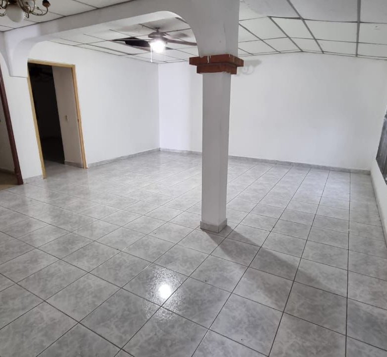 Entrada a Costa del Este / Chanis: Casa de 5 Recámaras, Garita de Seguridad 24hrs