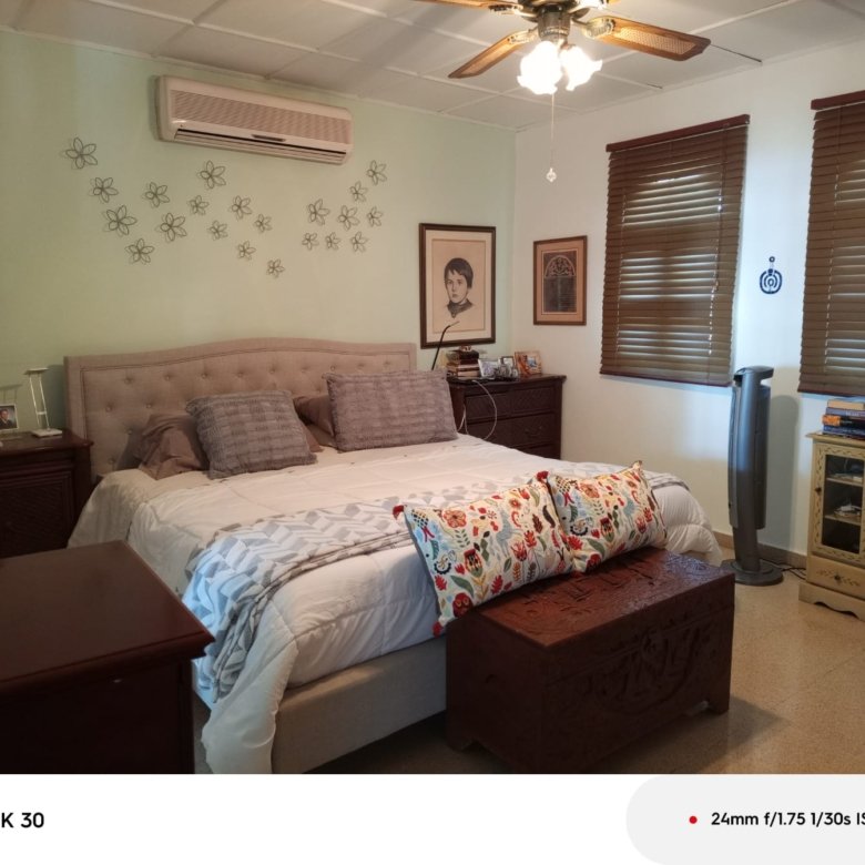 Gema en el centro de la ciudad – Casa en La Alameda / Dos Mares