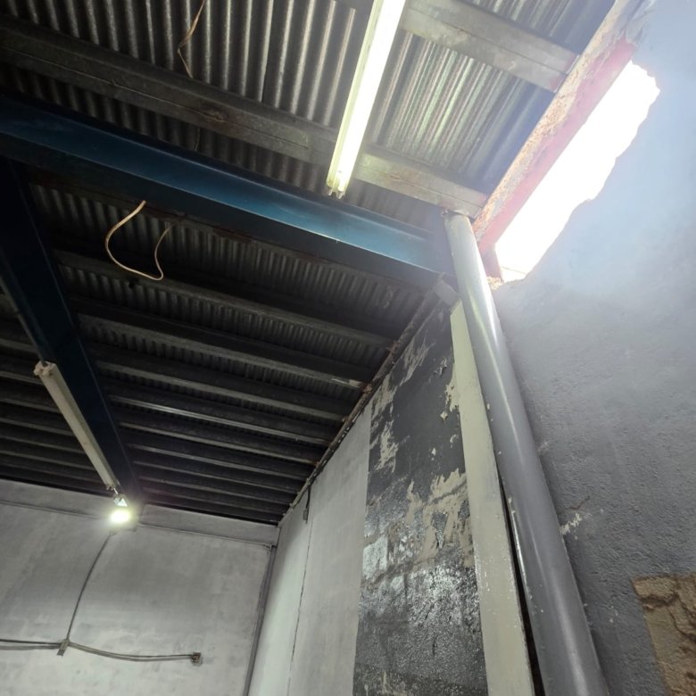 San Francisco – Local Comercial En Gris – Independiente: Planta Baja + Mezanine