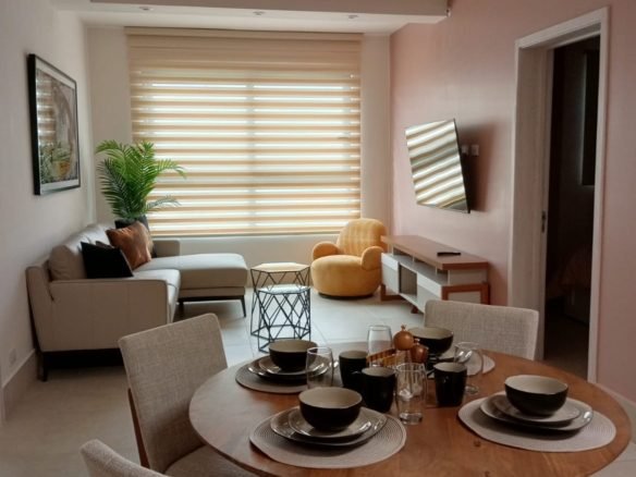 SANTA MARIA, OCEAN HOUSE: AMOBLADO, 2 RECAMARAS, 2.5 BAÑOS