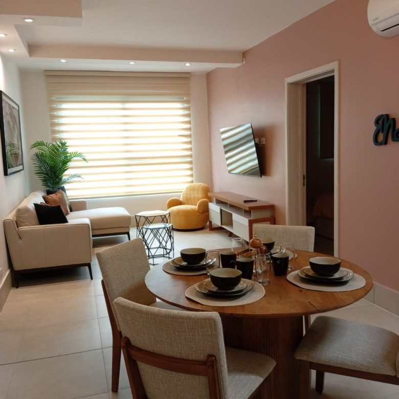SANTA MARIA, OCEAN HOUSE: AMOBLADO, 2 RECAMARAS, 2.5 BAÑOS
