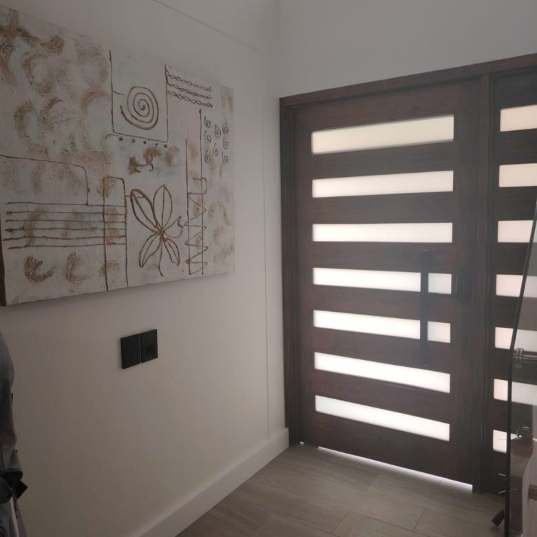 Casa / Villa de Playa con Paneles Solares y Piscina – en Decameron: con Campo de Golf, Lagos Artificiales