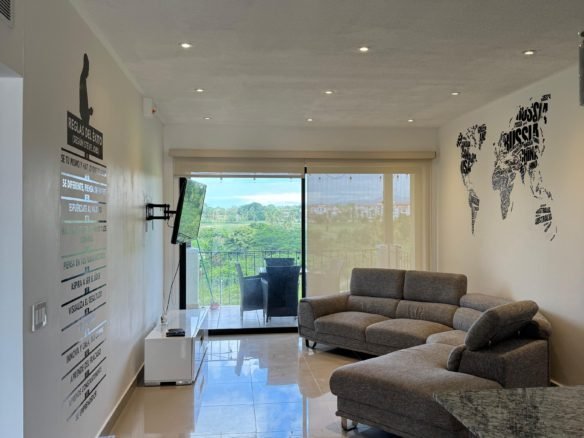 Playa Vistamar, Marina Golf: Apartamento Amoblado de 139 m², 2 Recámaras