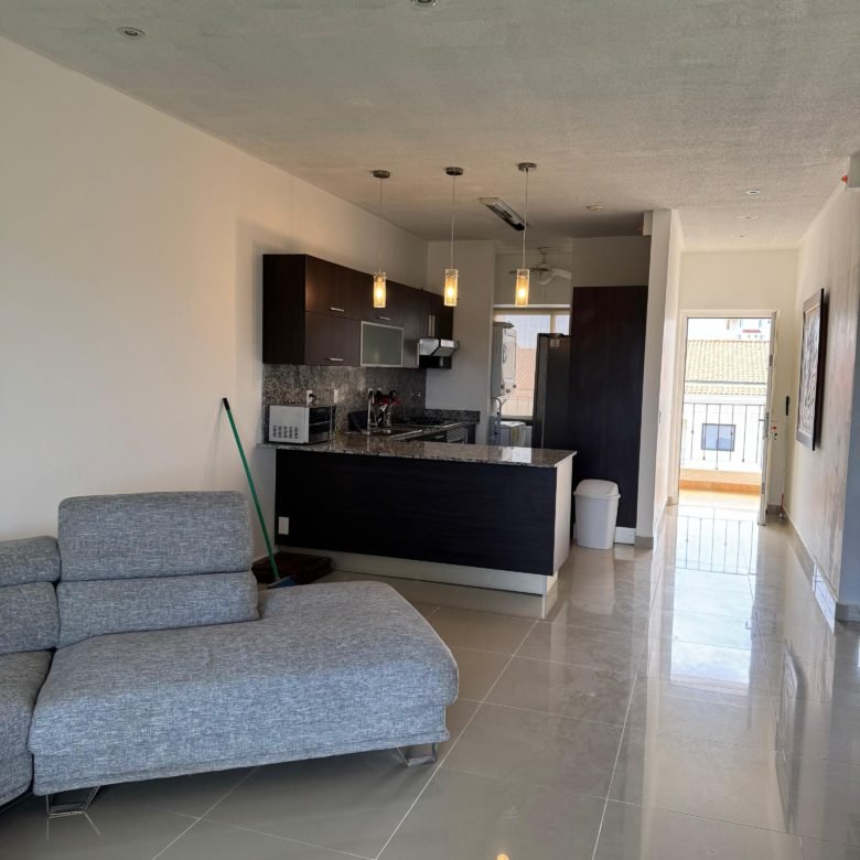 Playa Vistamar, Marina Golf: Apartamento Amoblado de 139 m², 2 Recámaras