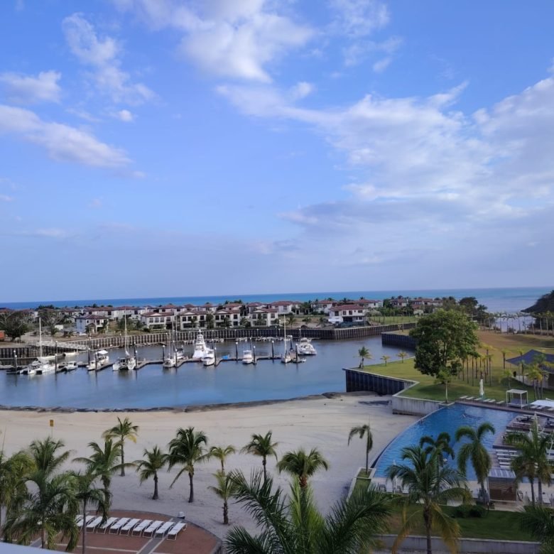 Buenaventura, Playa Farallón: Hermoso Apartamento de Playa, con Vista a Lago