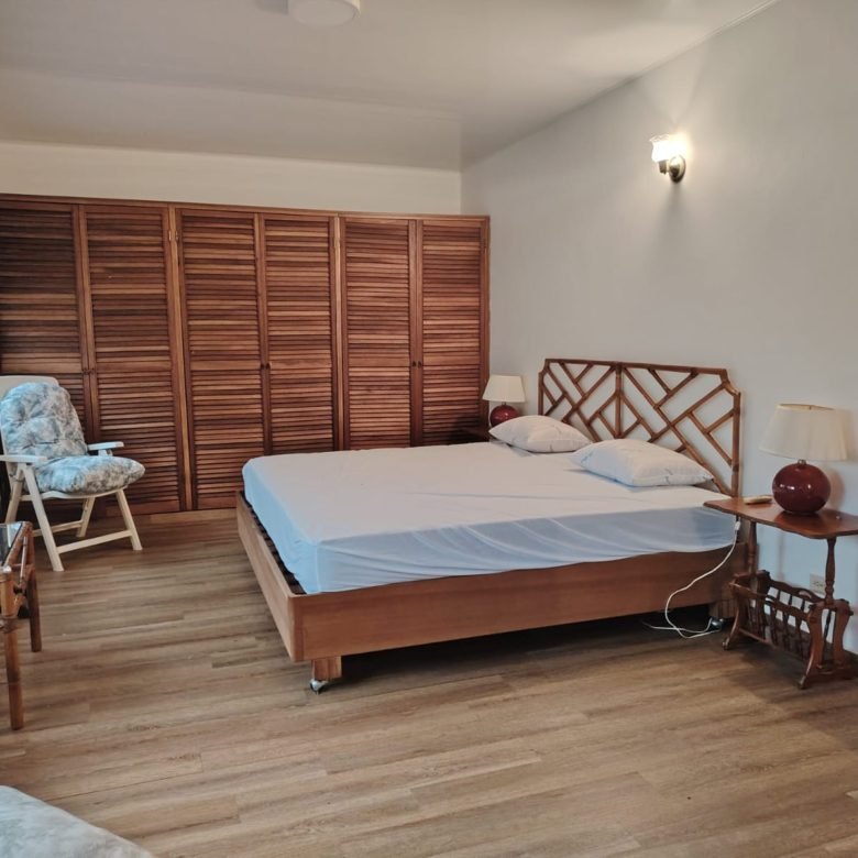 Playa Gorgona: Casa de Playa con 1200 m² de Terreno, de 3 Recámaras, Cerca Playa