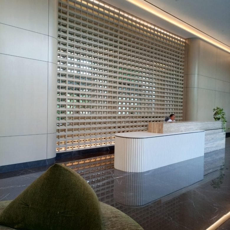 Santa Maria: The Ivy, Para Estrenar, Apartamento de 324 m², 3 Recámaras