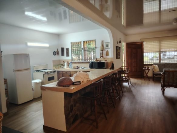 Playa Gorgona: Casa de Playa con 1200 m² de Terreno, de 3 Recámaras, Cerca Playa