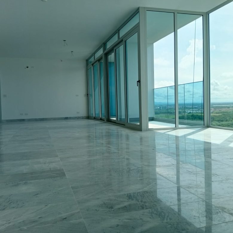 Santa Maria: The Ivy, Para Estrenar, Apartamento de 324 m², 3 Recámaras
