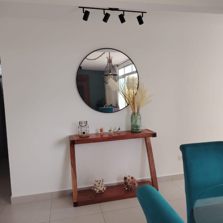 Casa en Residencial con Piscina – Sector de Playa: Las Lajas, 2 Recs, Amoblada