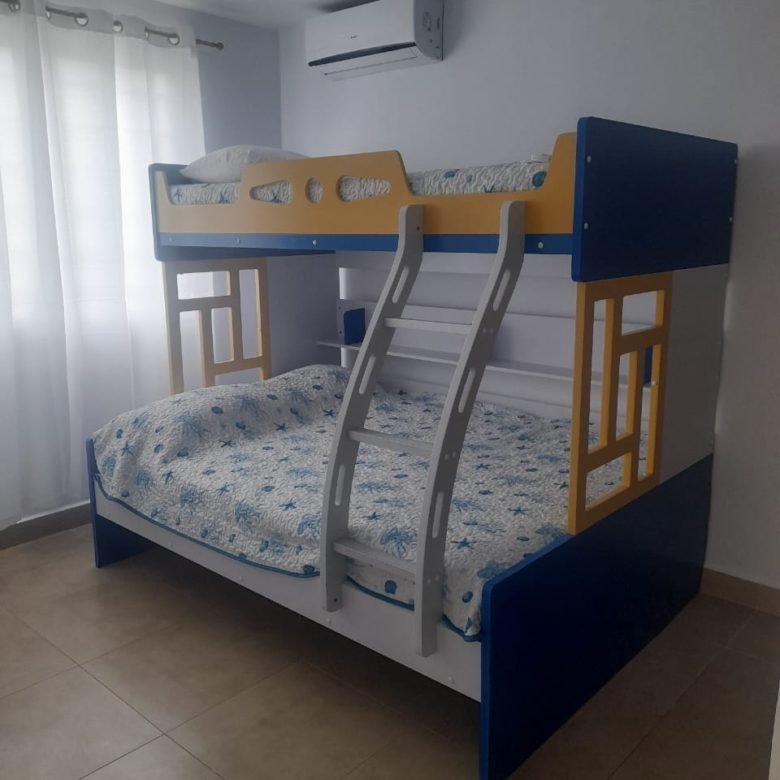Playa Coronado: Casa con Piscina, Amoblada, de 3 Recámaras, Garita de Seguridad