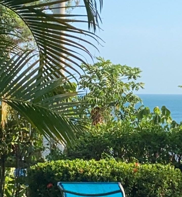 Playa Coronado: Casa con Vista al Mar, amoblada
