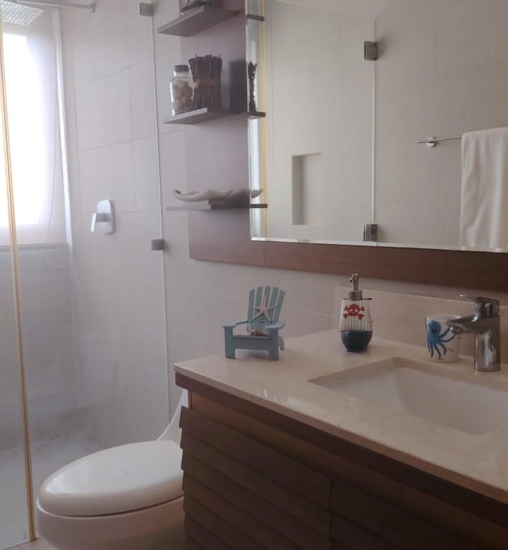Casamar – Playa Riomar: Con Campo de Golf, Elegancia, y Frente a Playa, Amoblado