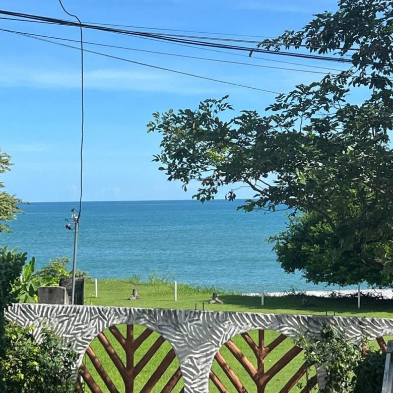 Playa Coronado: Casa con Vista al Mar, amoblada