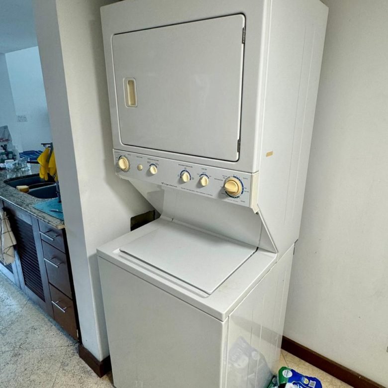 San Felipe – Casco Viejo: Amoblado, Apartamento con balcón, de 1 Recámara