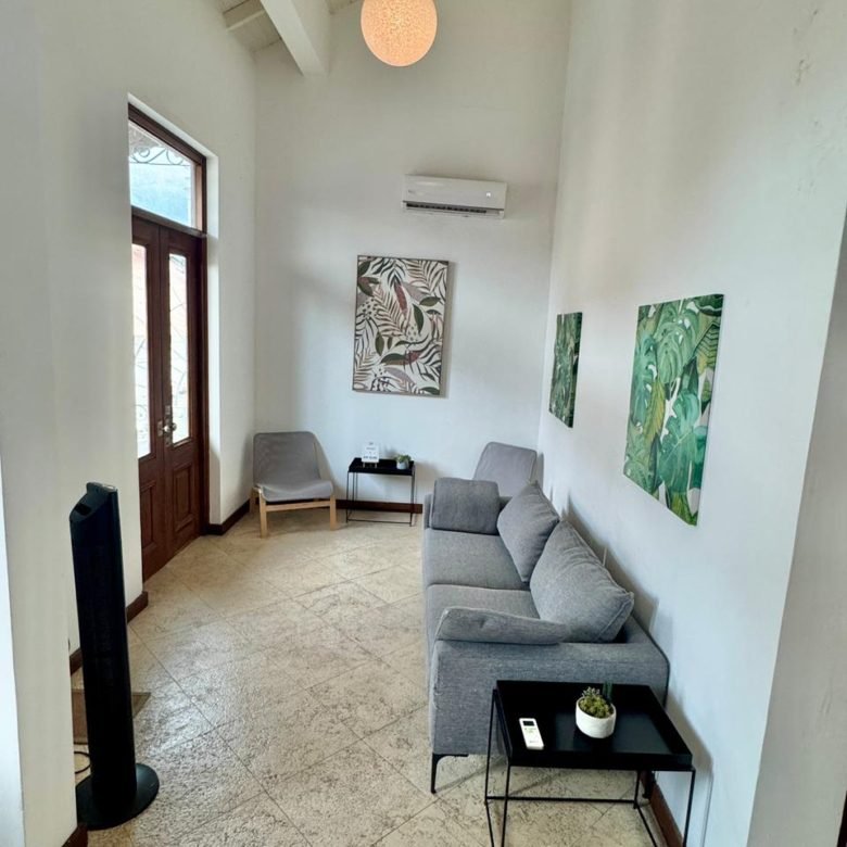 San Felipe – Casco Viejo: Amoblado, Apartamento con balcón, de 1 Recámara