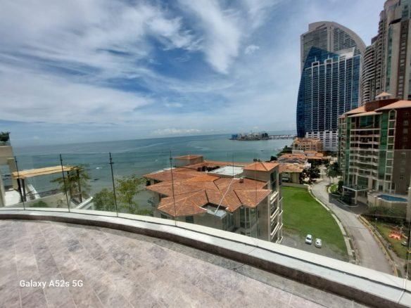 Punta Pacifica, de Lujo – Pacific Point: Frente al Mar, Apartamento de 404 m², con 3 Recamaras