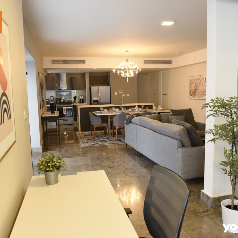 Frente al Mar, Avenida Balboa, Yoo Tower: Apartamento Amoblado, Torre de Lujo