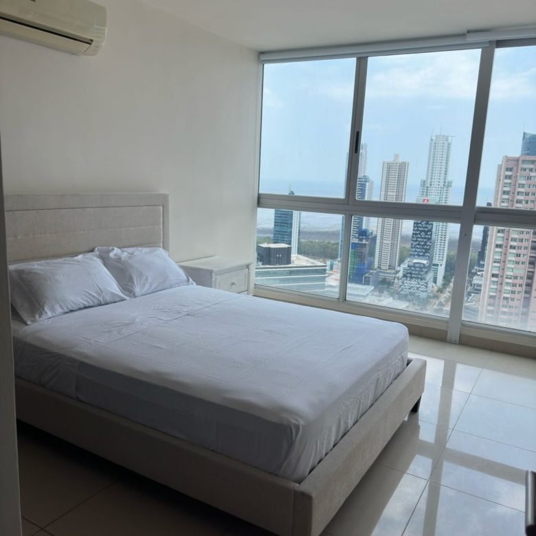 Pent House en Costa del Este: Amoblado elegante, con hermosa vista