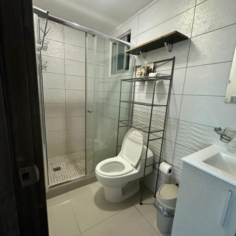 Apartamento en torre nueva – Vista Hermosa, cerca Metro Fernandez de Cordoba, con 2 parking