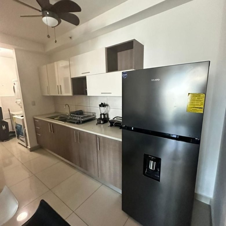 Apartamento en torre nueva – Vista Hermosa, cerca Metro Fernandez de Cordoba, con 2 parking