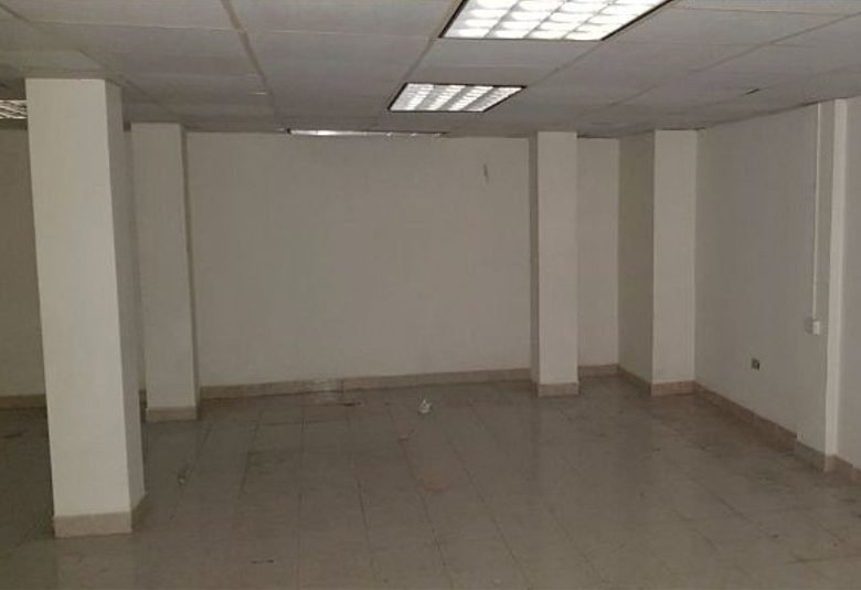 Bella Vista: Oficina en Piso 1 – Parque Urraca