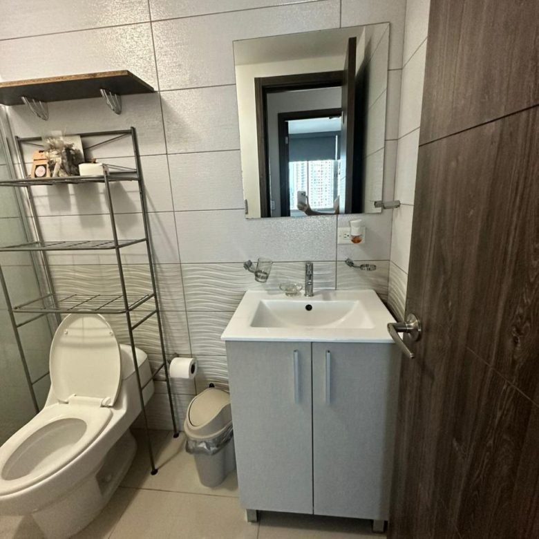Apartamento en torre nueva – Vista Hermosa, cerca Metro Fernandez de Cordoba, con 2 parking
