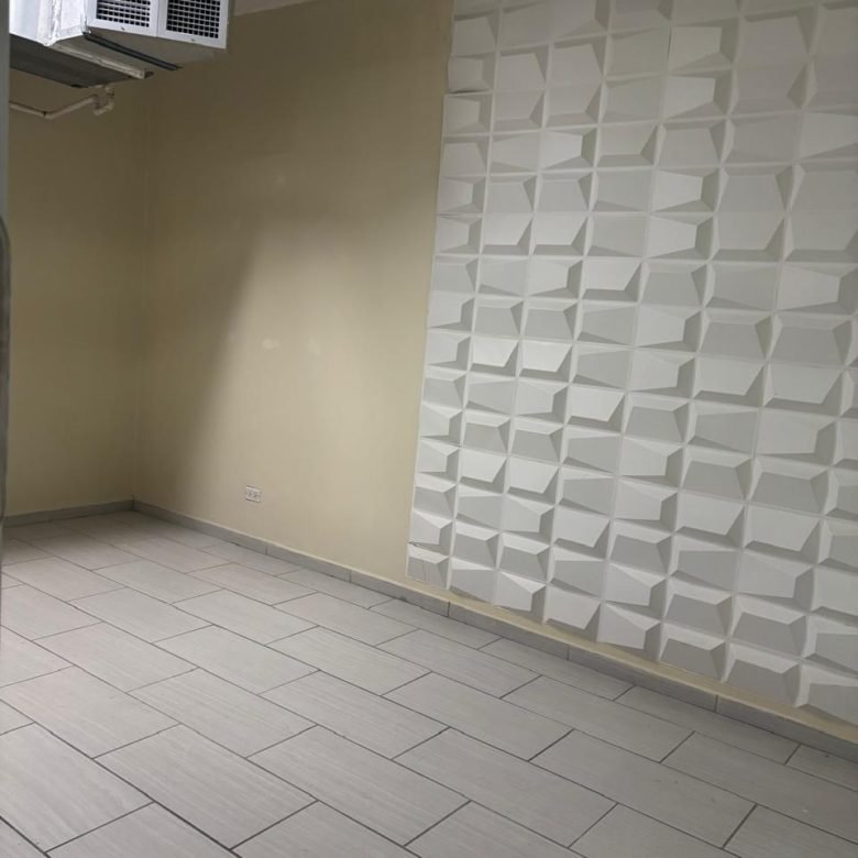 San Francisco – Frente a MultiPlaza, Elegante Plaza, Local de piso 1