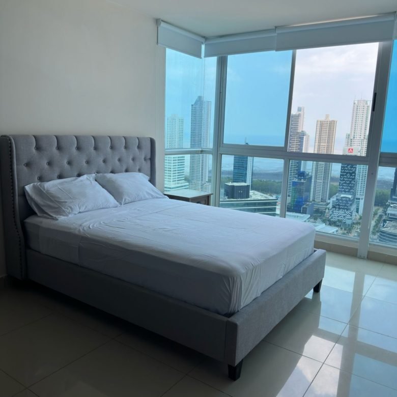 Pent House en Costa del Este: Amoblado elegante, con hermosa vista