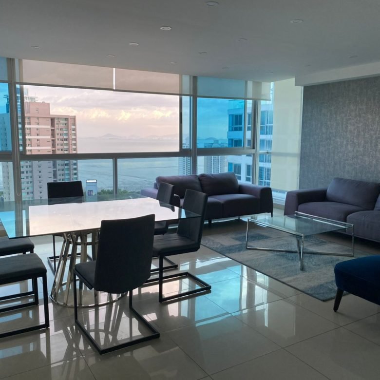 Pent House en Costa del Este: Amoblado elegante, con hermosa vista
