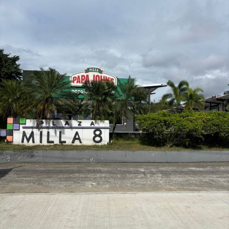 Local Comercial de Planta Baja – en Plaza Comercial: Milla 8
