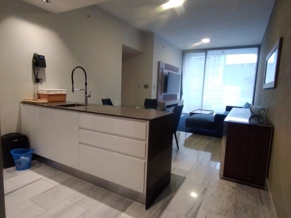 Armani Casa – NUOVO, cerca Cinta Costera, Bella Vista: Apartamento Amoblado