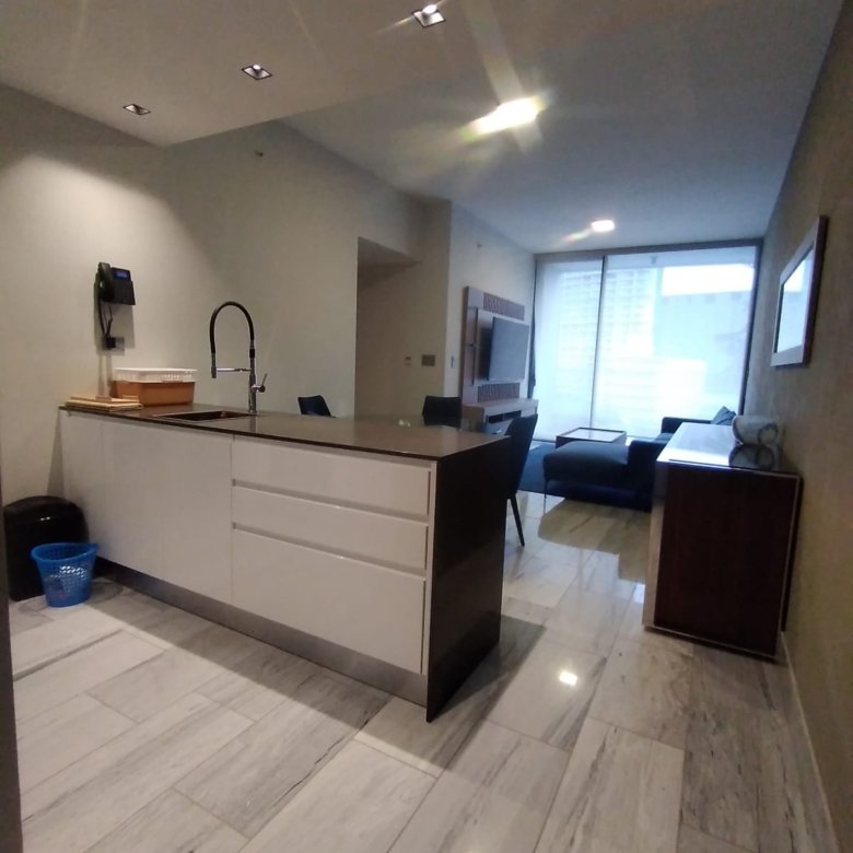 Armani Casa – NUOVO, cerca Cinta Costera, Bella Vista: Apartamento Amoblado