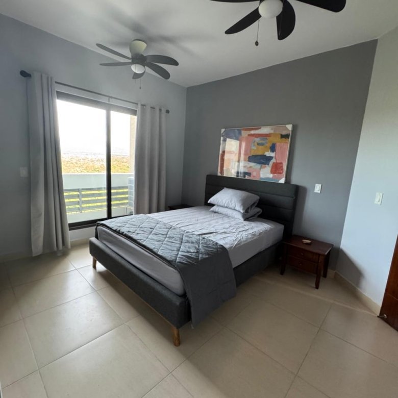 Playa Vistamar: Amplio Apartamento en Las Olas, Amoblado