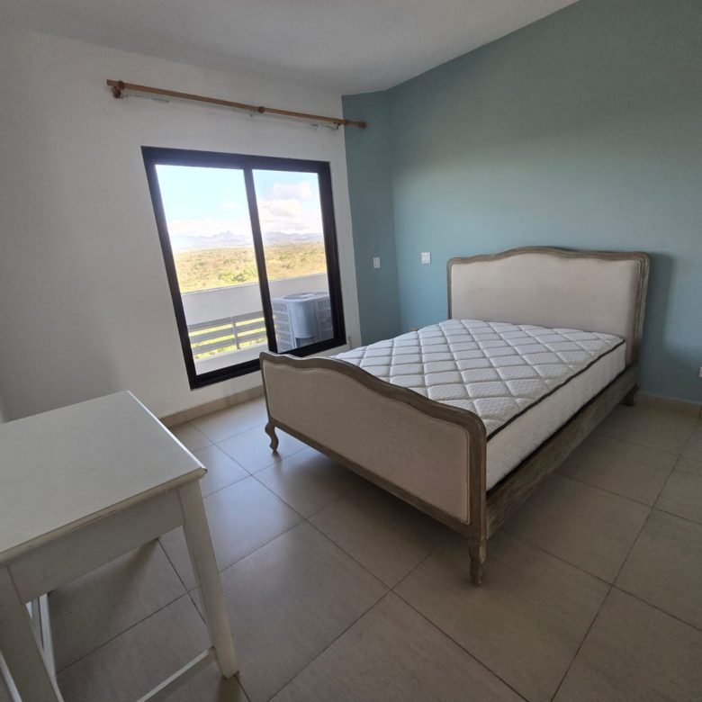 Playa Vista Mar, con Campo de Golf: Amoblado, Las Olas, apartamento de 313m2