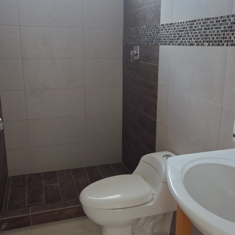 Casa en Residencial con Piscina – Sector de Playa: Las Lajas, para estrenar