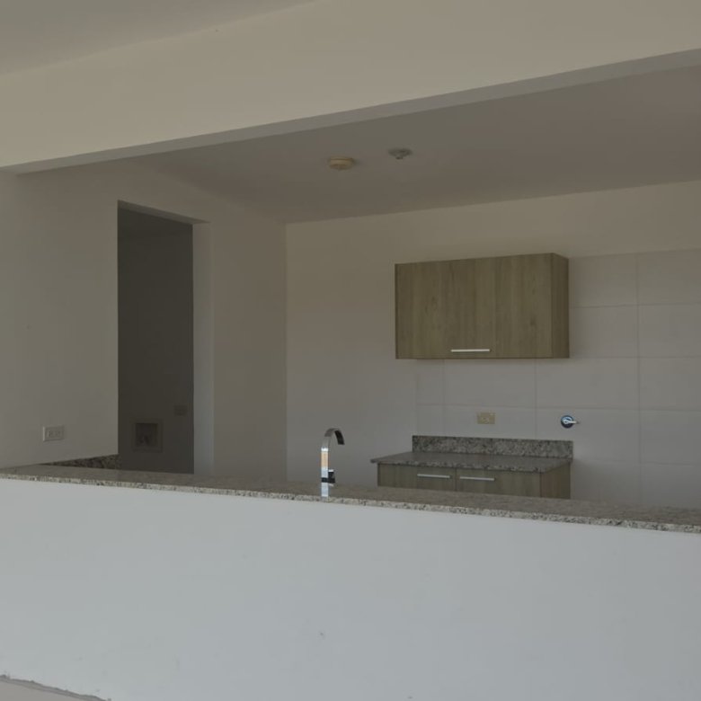 Casa en Residencial con Piscina – Sector de Playa: Las Lajas, para estrenar