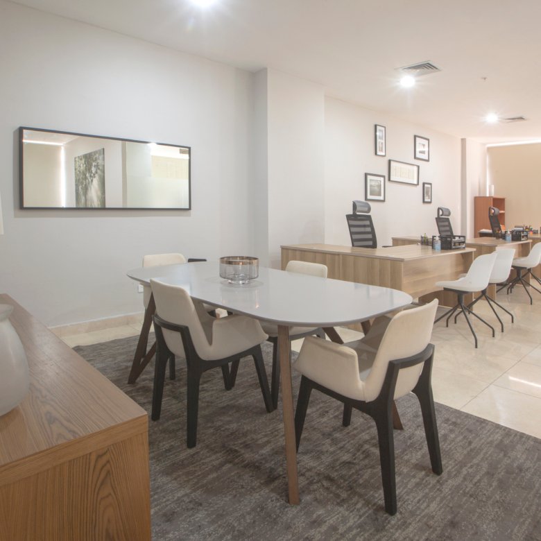 San Francisco – Via Porras: Local de Mezanine con Terraza