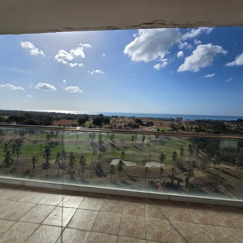 Playa Vista Mar, con Campo de Golf: Amoblado, Las Olas, apartamento de 313m2