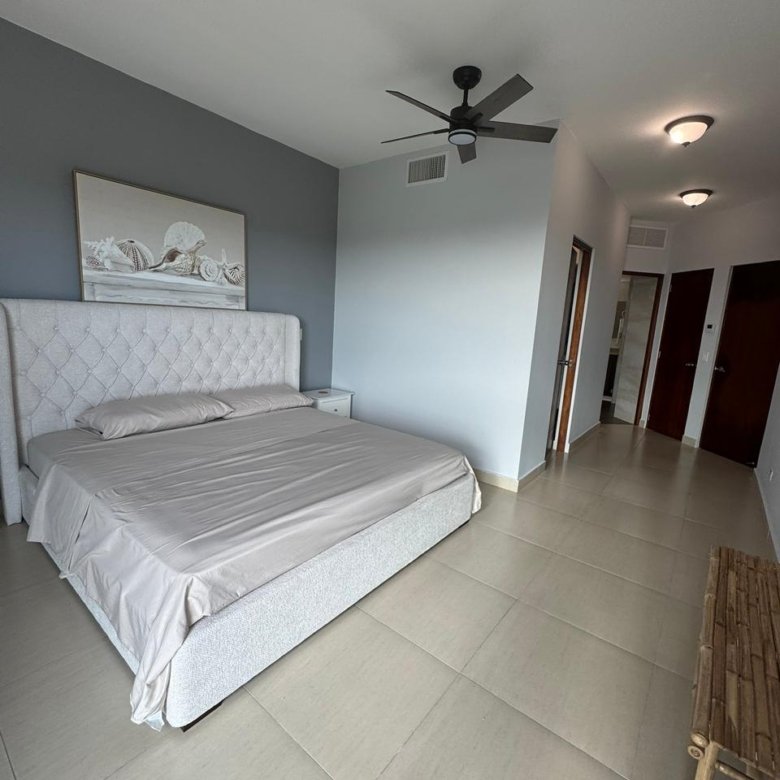 Playa Vistamar: Amplio Apartamento en Las Olas, Amoblado