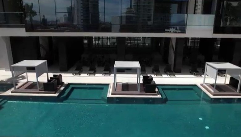 Armani Casa – NUOVO, cerca Cinta Costera, Bella Vista: Apartamento con terraza
