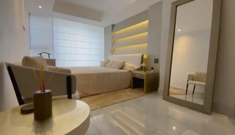 Armani Casa – NUOVO, cerca Cinta Costera, Bella Vista: Apartamento con terraza