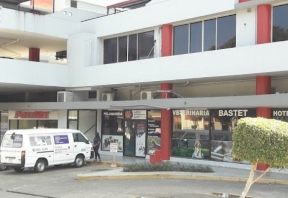 El Dorado – Via Principal: Local Comercial de Piso 1, En Esquina, Visible desde Calle