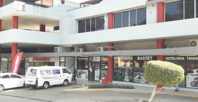 El Dorado – Via Principal: Local Comercial de Piso 1, En Esquina, Visible desde Calle