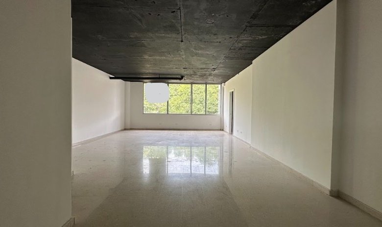 El Dorado – Via Principal: Local Comercial de Piso 1, Visible desde Calle