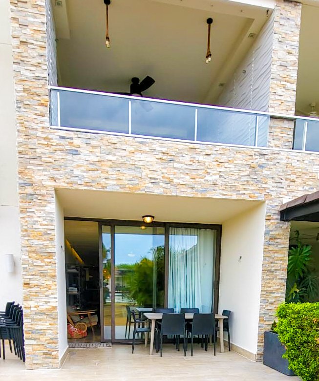 Casamar – exclusivo apartamento de Playa: Planta Baja con Terraza de 40m2