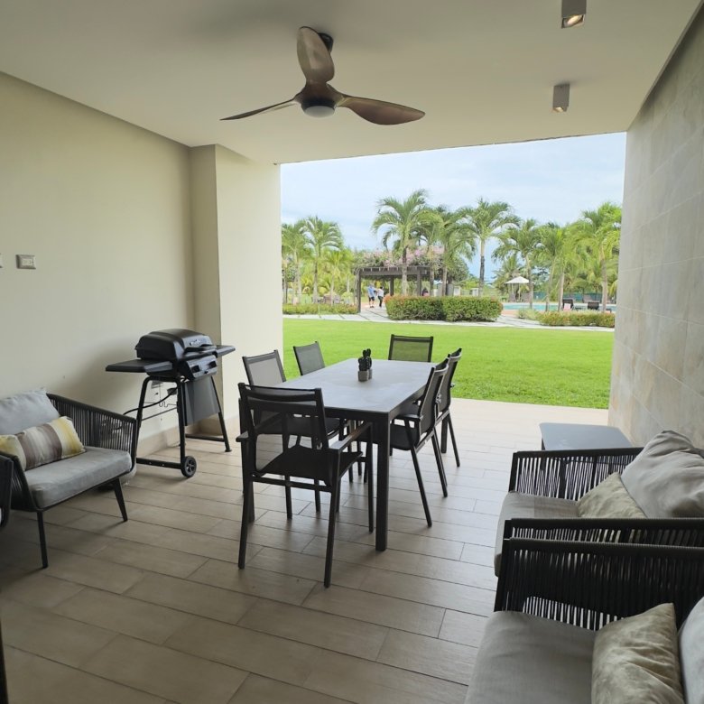 Casamar – exclusivo apartamento de Playa: Planta Baja con Terraza de 118m2